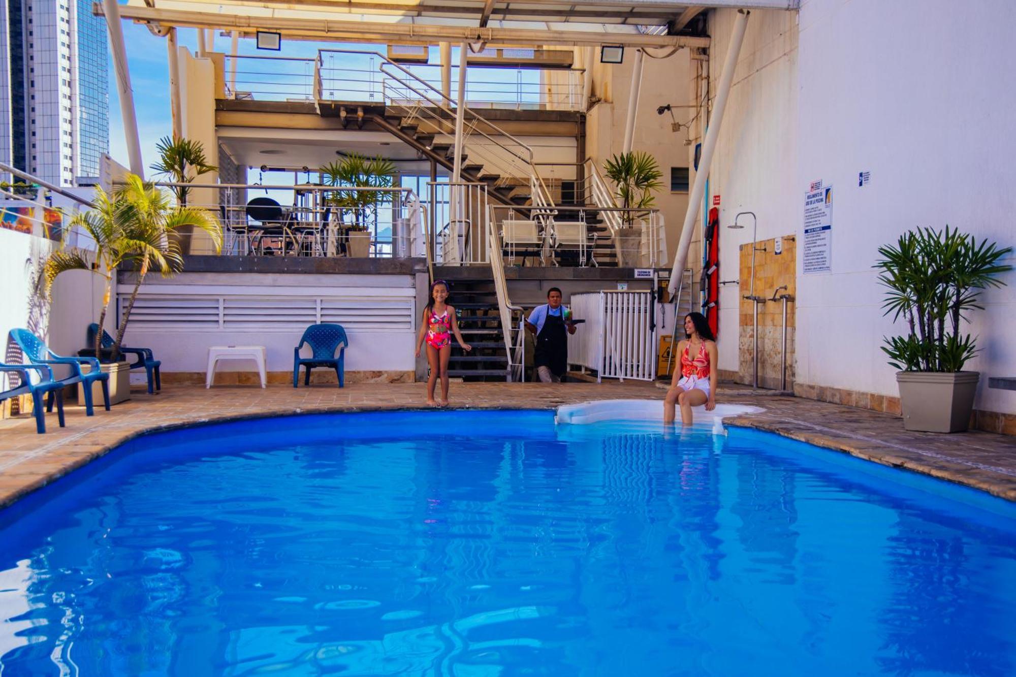 Hotel Plaza Las Americas Кали Экстерьер фото