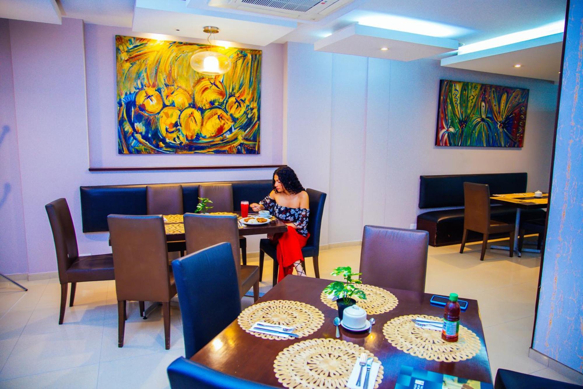 Hotel Plaza Las Americas Кали Экстерьер фото
